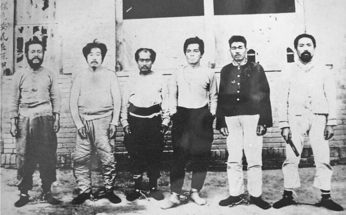 Onisaburo Deguchi i Morihei Ueshiba durant l'expedició a Mongòlia (1924).